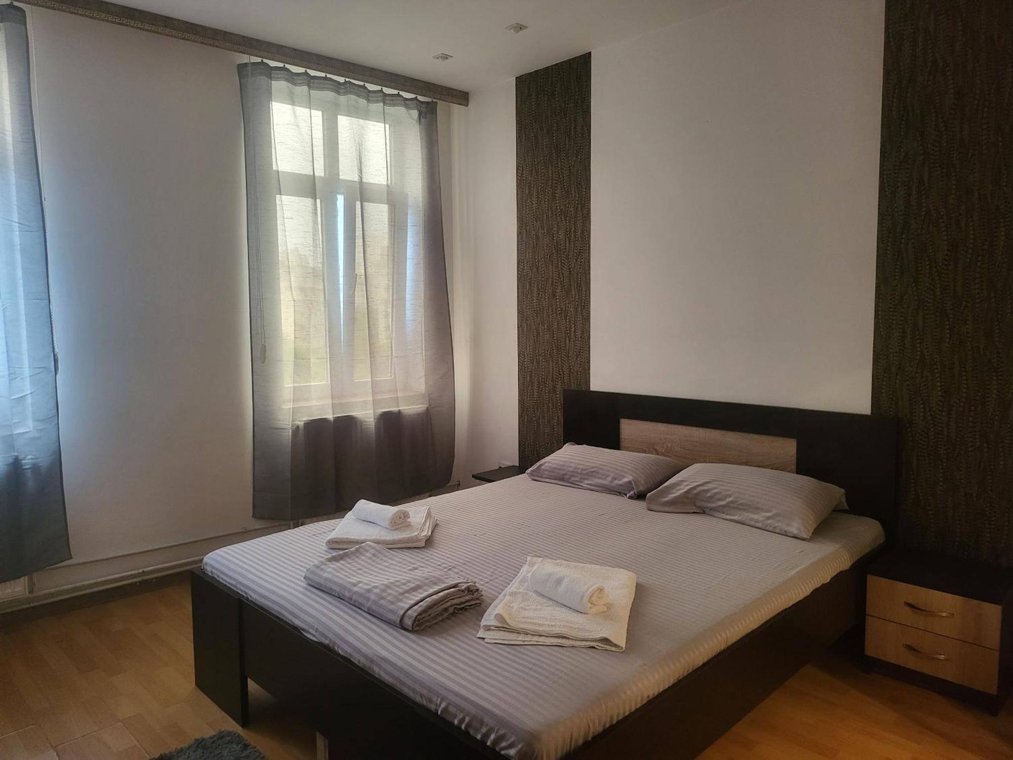Aparthotel Yanis Bukarest Eksteriør billede